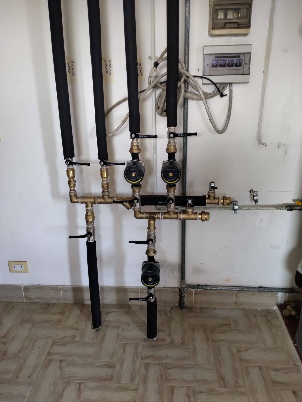 macera-termoidraulica-impianto-ibrido-cava-manara (1)