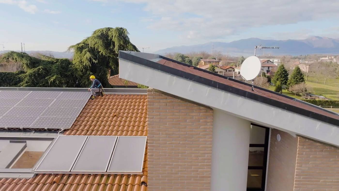 Macera-Biagio-impianti-Cologno-Monzese-Rinnovabili-Fotovoltaico-1-COVER