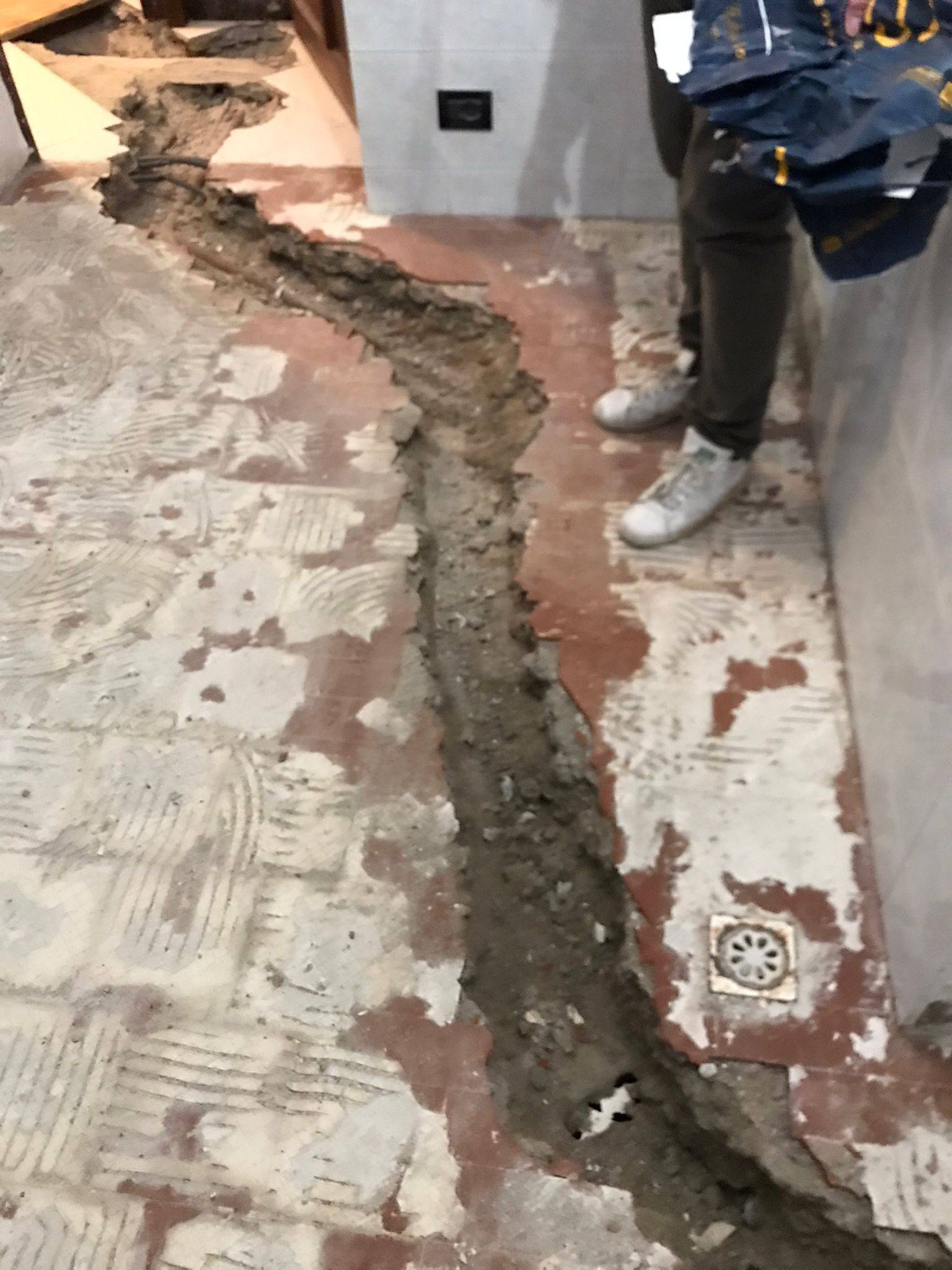 macera-termoidraulica-ricerca-perdita-appartamento-como (4)