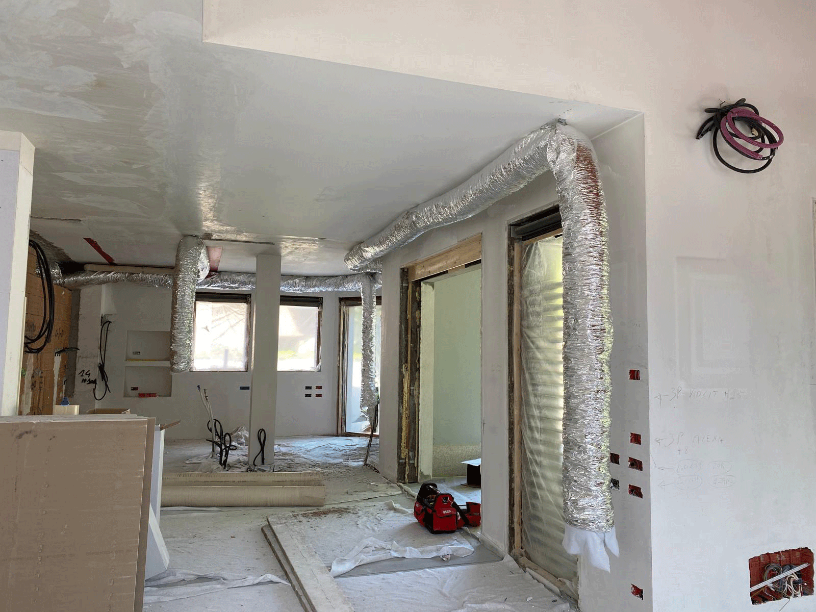 macera-termoidraulica-impianto-climatizzazione-canalizzato-villa-milano (1)