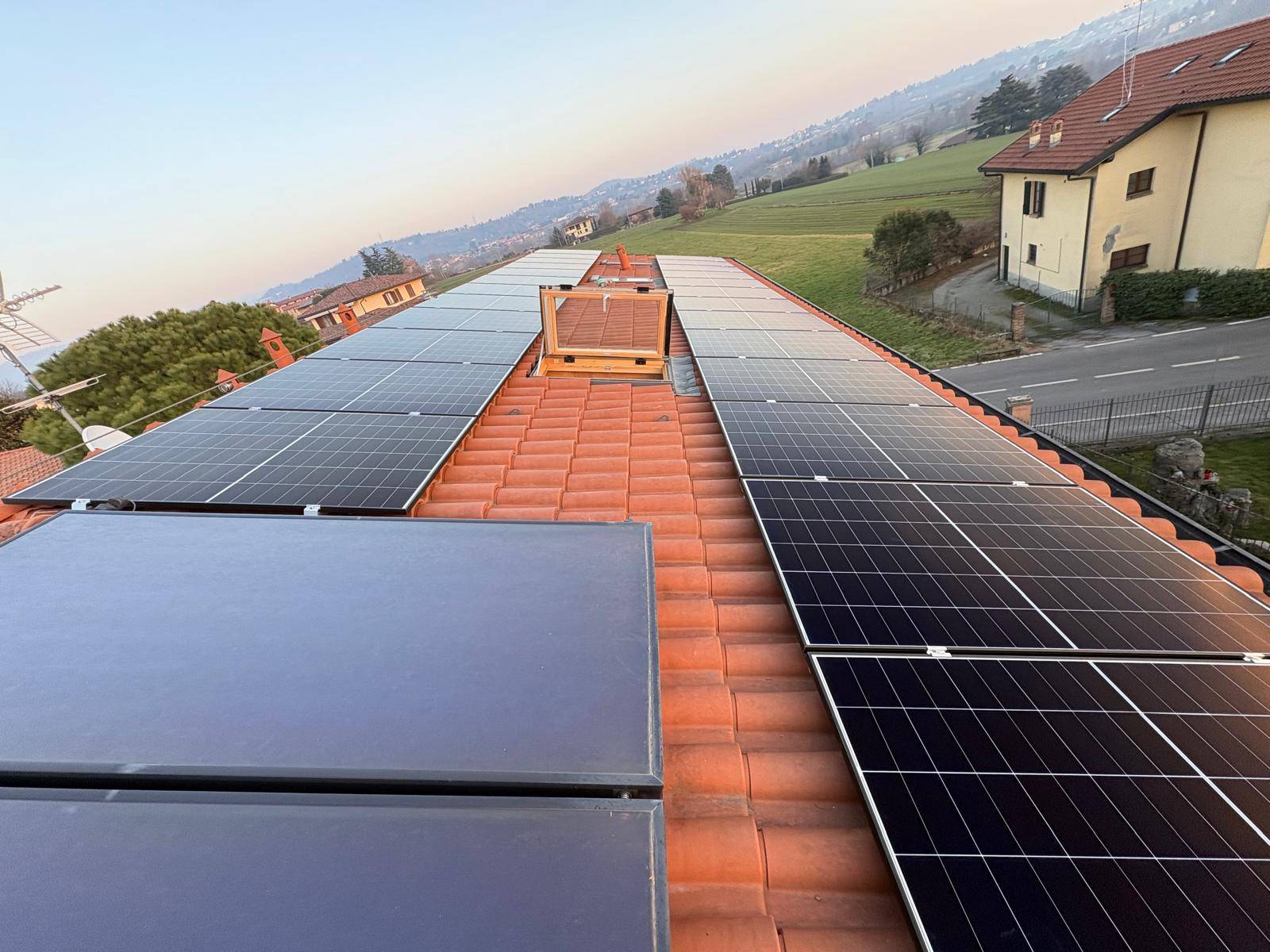 macera-termoidraulica-impianto-fotovoltaico-villa-in-brianza (3)