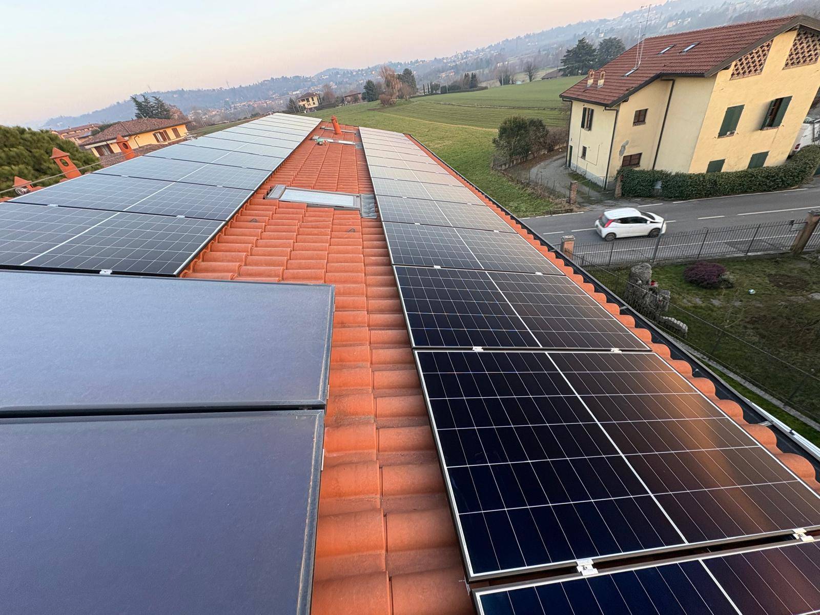 macera-termoidraulica-impianto-fotovoltaico-villa-in-brianza (1)